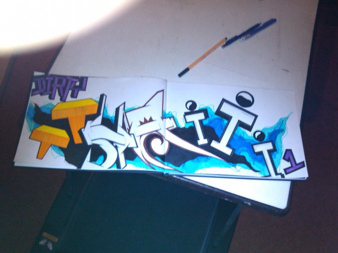 Graffiti Sketch - Photo by amiq - amik, amig, amiq (2013)