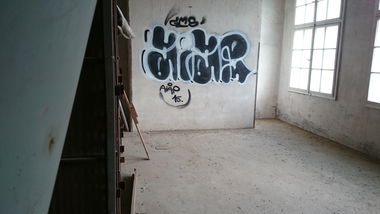 Graffiti Wall - Photo by andYou