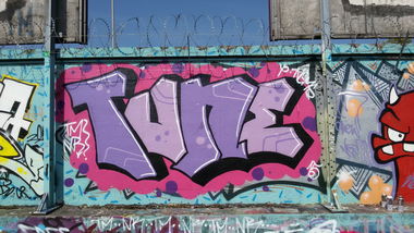 Graffiti Photo by andrenalin - Tune