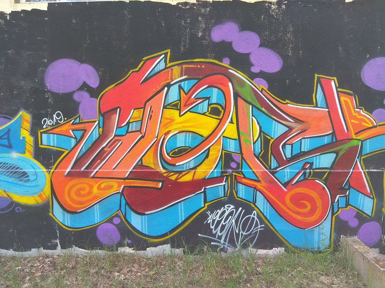 Graffiti Wall in Polska - Photo by anlis