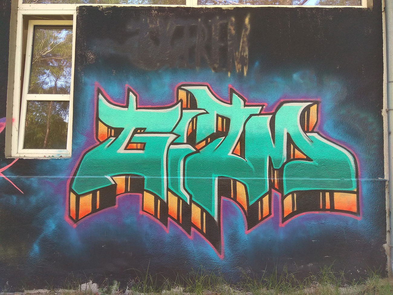 Graffiti Wall in Polska - Photo by anlis