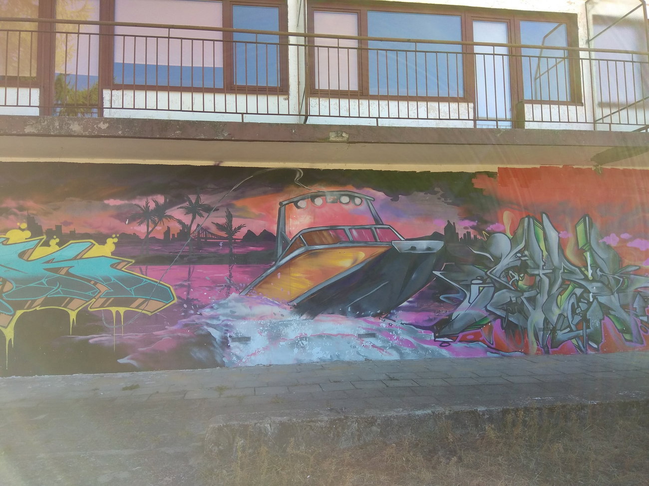 Graffiti Wall in Polska - Photo by anlis