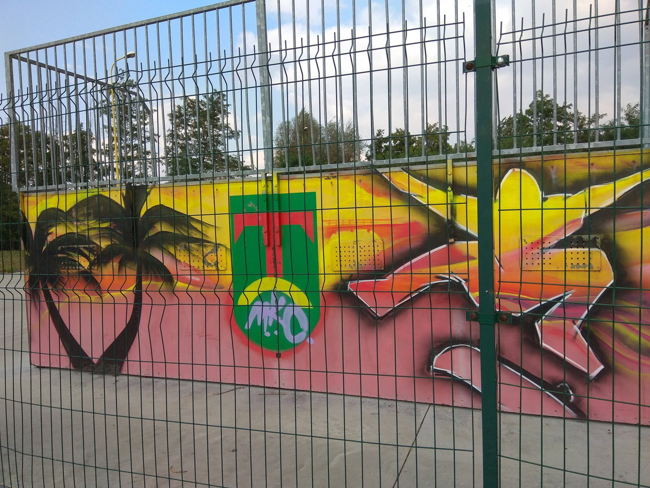 Graffiti Wall in Polska - Photo by anlis