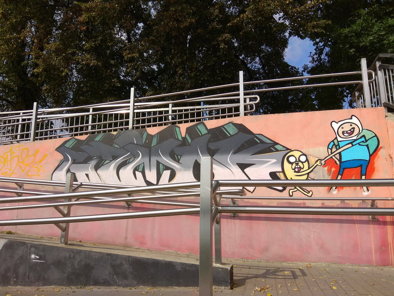 Graffiti Wall in Polska - Photo by anlis