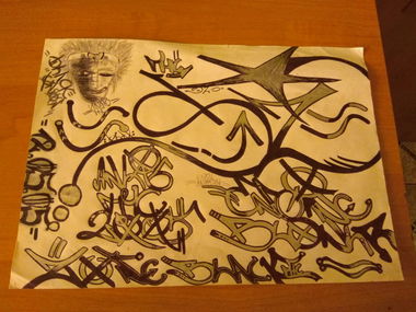 Graffiti Sketch in Konin - Photo by anlis