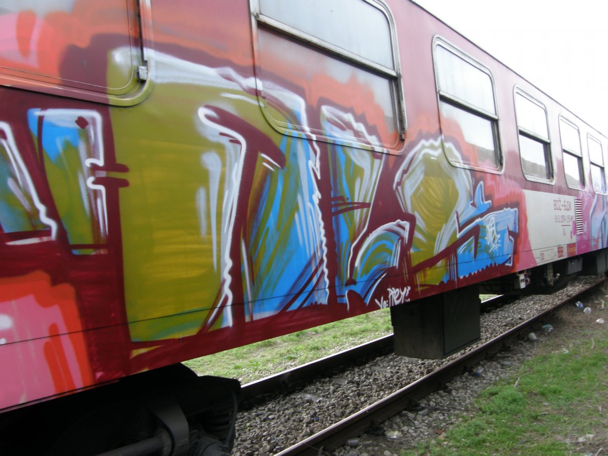 Graffiti Train in Varna - Photo by another_victim - nls (2011)