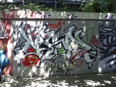 Graffiti Wall in Gladbeck - Photo by anteiichi (2013)