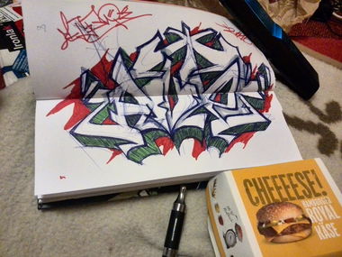 Graffiti Sketch - Photo by anteiichi (2015)