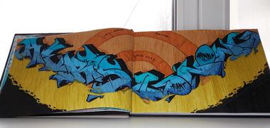 Graffiti Sketch - Photo by arkadoscrew - eon'one, with, los-aeros (2013)