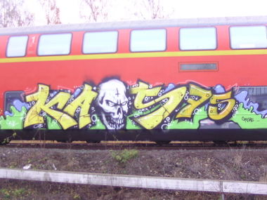 Graffiti Wall - Photo by arnonuehm - KAOS75 (2011)