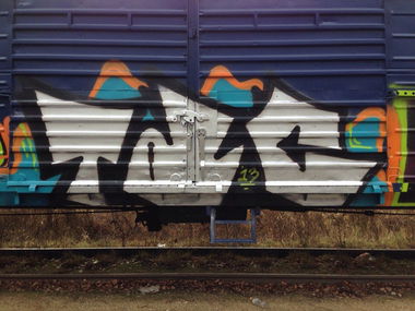 Graffiti Train - Photo by asm1 - tdc