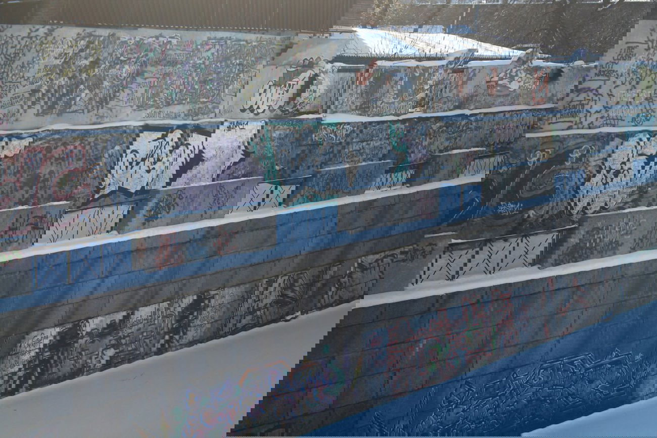 Graffiti Wall - Photo by asm1 - asm