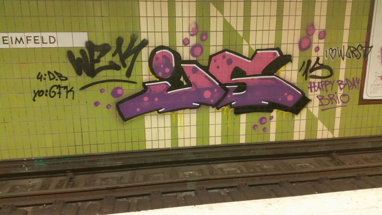 Graffiti Artwork in Hamburg - Photo by asso (2015)