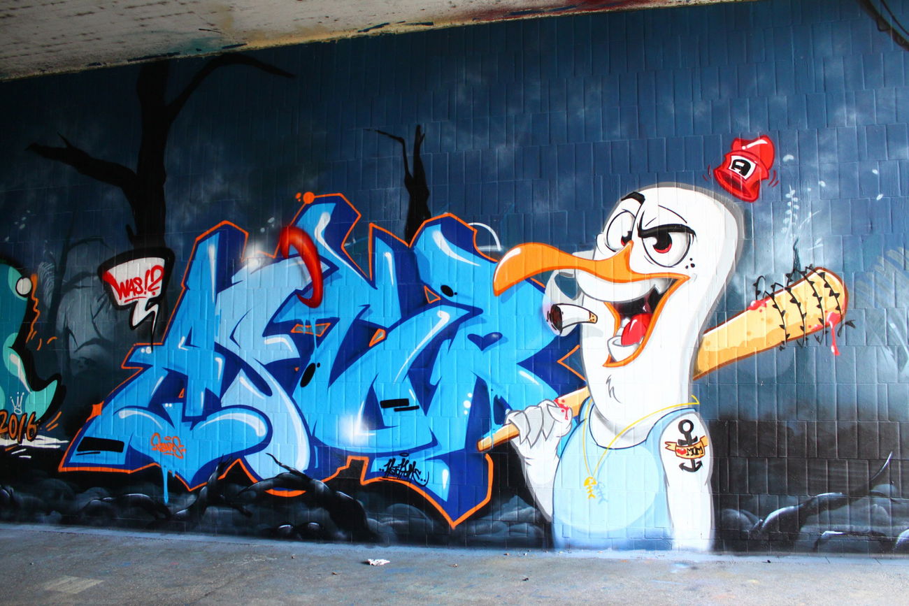 Graffiti Wall - Photo by astorone - DUBS, DustBusters, Bears (2016)