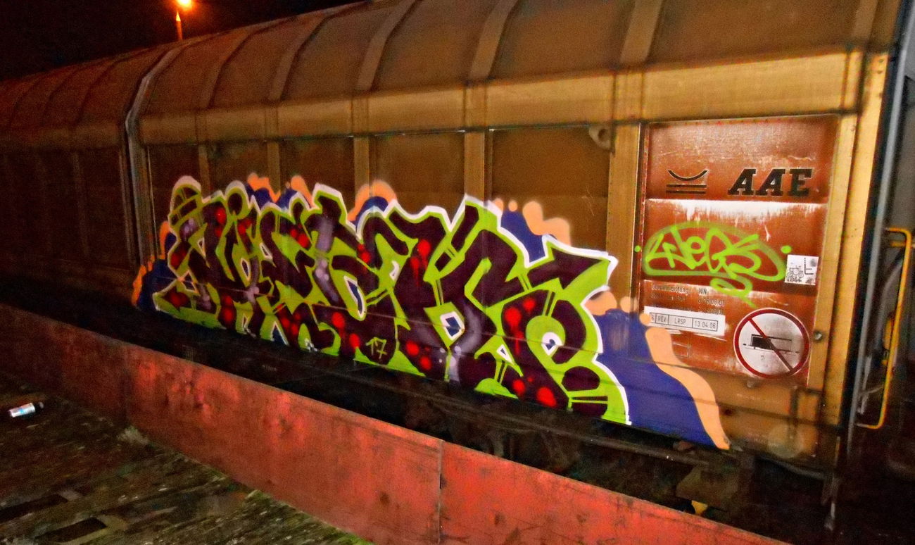 Graffiti Train - Photo by attackos (2017)