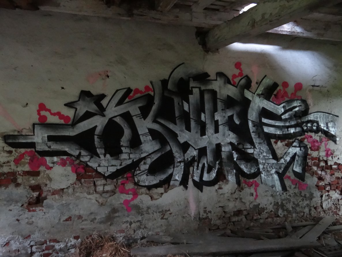 Graffiti Wall - Photo by attackos