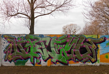 Graffiti Wall - Photo by attackos
