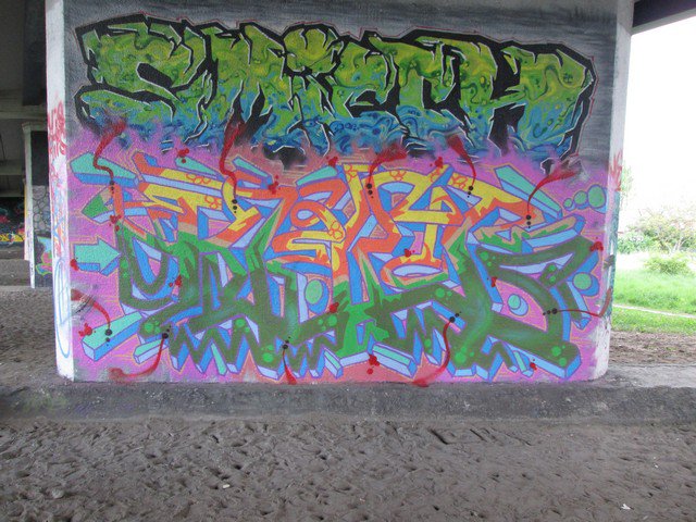 Graffiti Wall - Photo by attackos