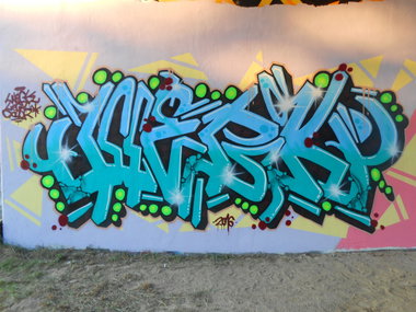 Graffiti Wall - Photo by attackos