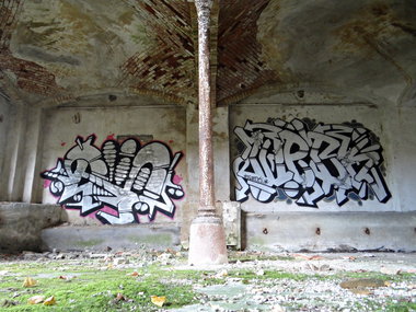 Graffiti Wall - Photo by attackos - RIOE&WECK