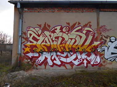 Graffiti Wall - Photo by attackos (2017)