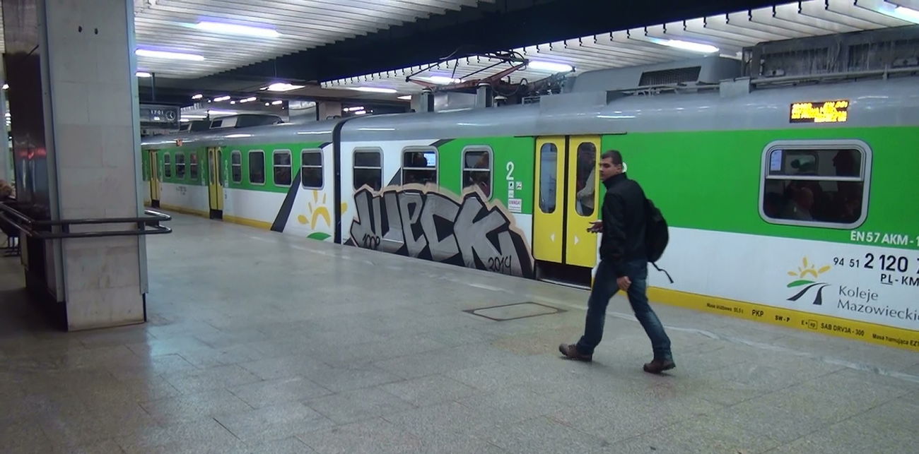 Graffiti Train - Photo by attackos