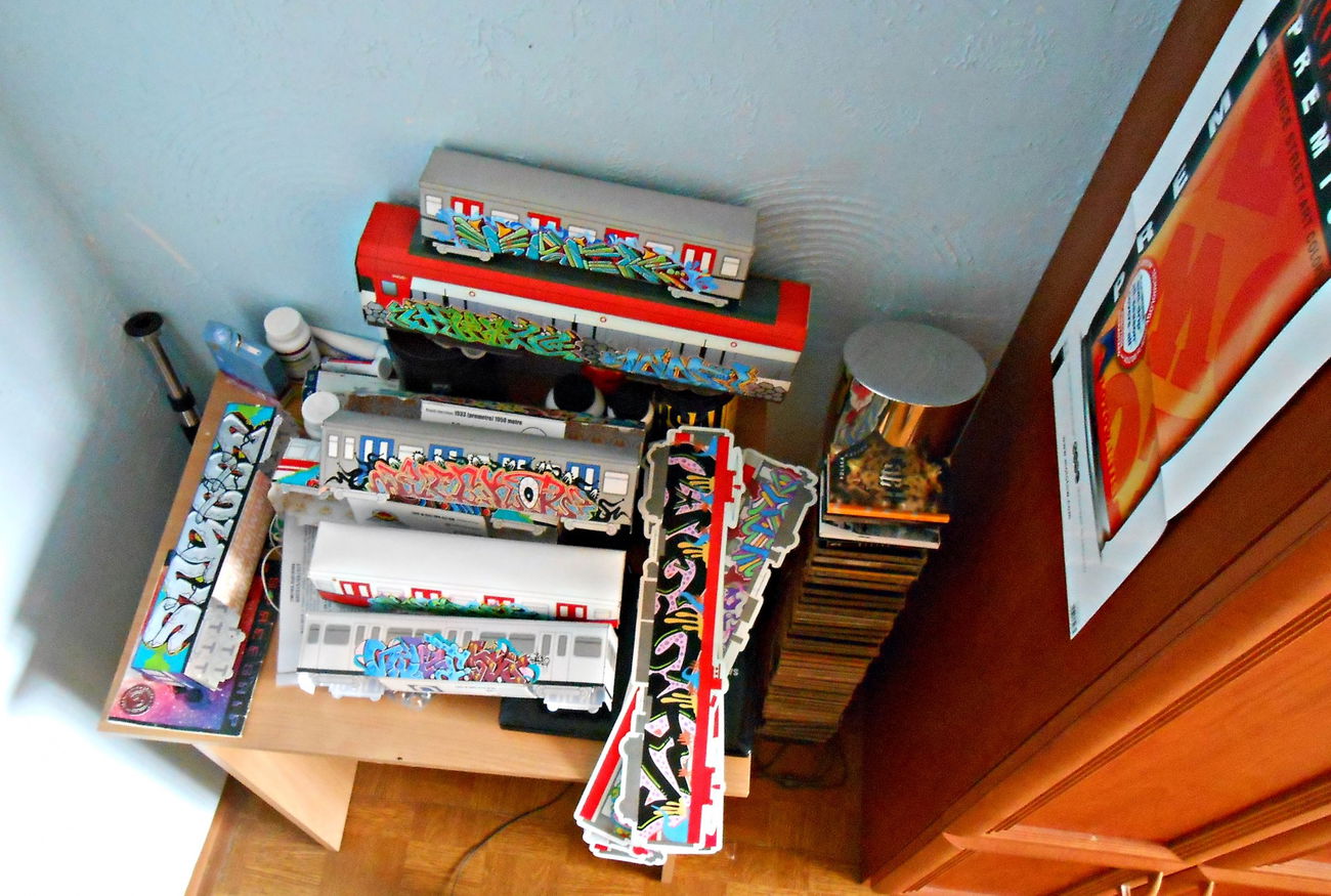 Graffiti Artwork - Photo by attackos