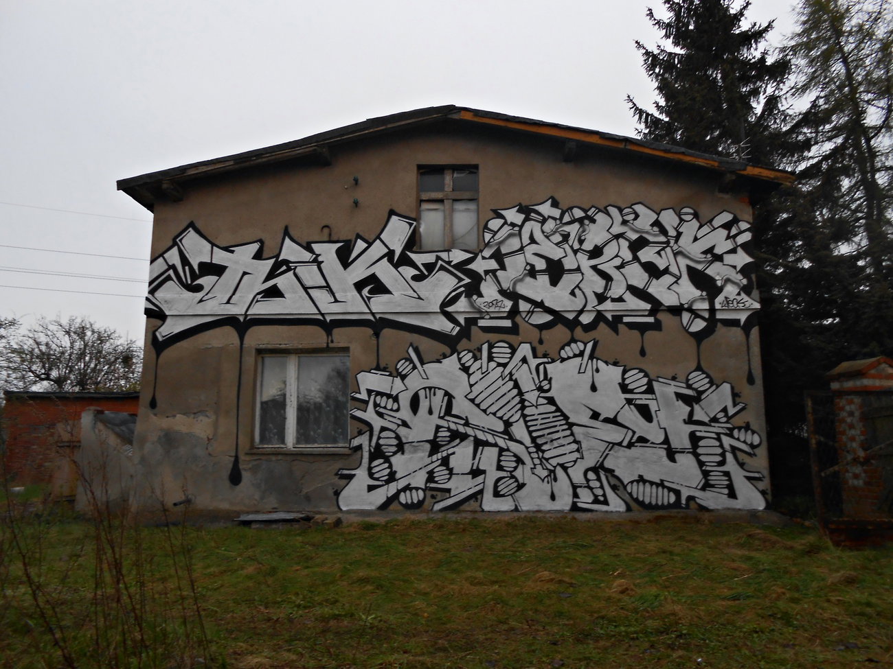 Graffiti Wall - Photo by attackos (2017)