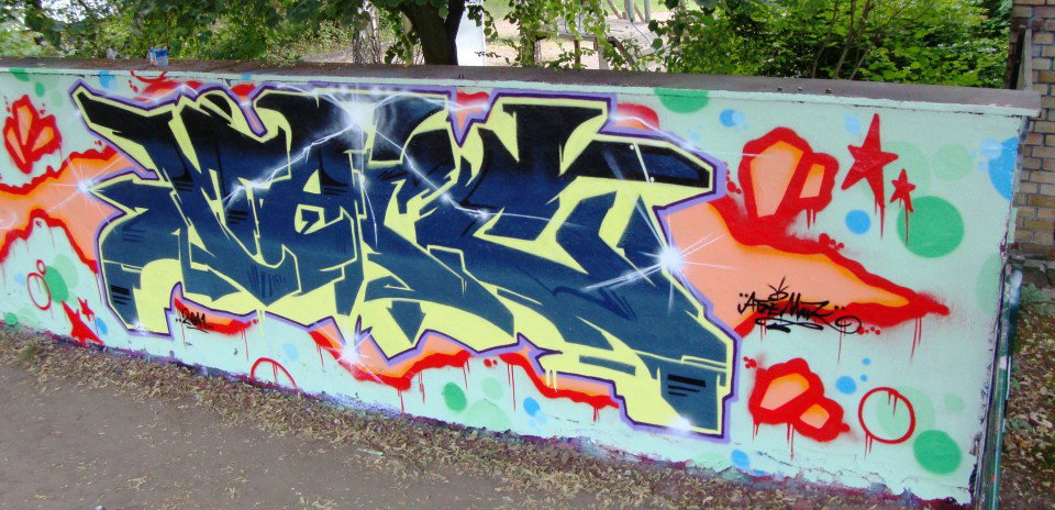 Graffiti Wall in Berlin - Photo by atzemaik (2011)