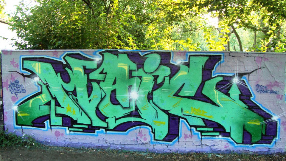 Graffiti Wall in Berlin - Photo by atzemaik (2011)