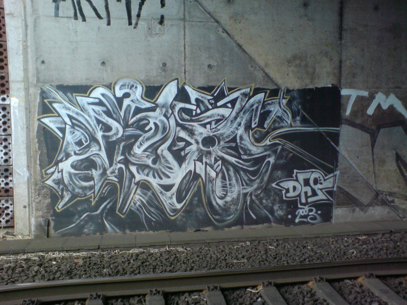Graffiti Wall in Wuppertal - Photo by auslaender - phox, dfg, wuppertal (2003)