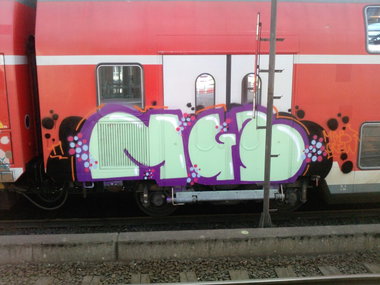 Graffiti Train in düsseldorf - Photo by auslaender - mgb, düsseldorf