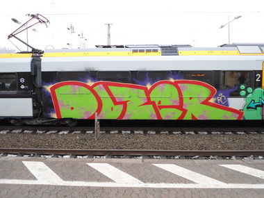 Graffiti Train in Wuppertal - Photo by auslaender - dozer, rc, wuppertal