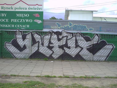 Graffiti Bombing in Gdansk - Photo by auslaender - yupie, gdansk