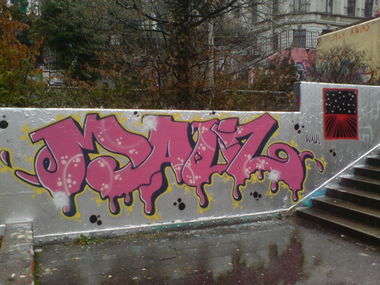 Graffiti Wall in Wuppertal - Photo by auslaender - mauz, wau, wuppertal