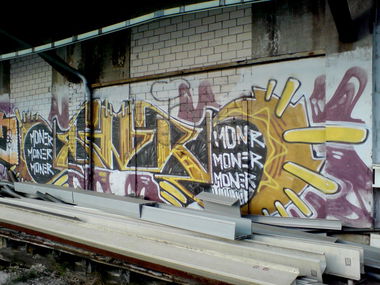 Graffiti Wall in Schwelm - Photo by auslaender - moner, wau, dfg