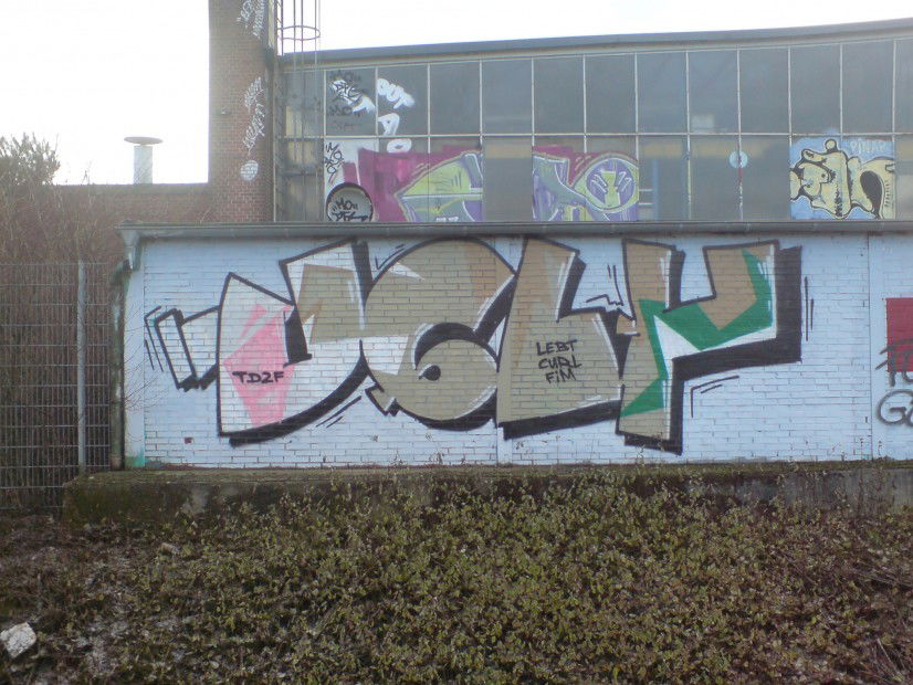Graffiti Bombing in Schwelm - Photo by auslaender - ugly, td2f, schwelm