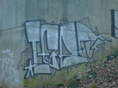 Graffiti Bombing in Wuppertal - Photo by auslaender - lebt, vrs, wuppertal