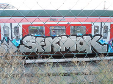 Graffiti Train in Hamburg - Photo by auslaender - sfk, mck, hamburg (2013)