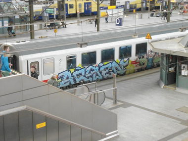 Graffiti Train - Photo by auslaender - arsen, hamburg (2013)