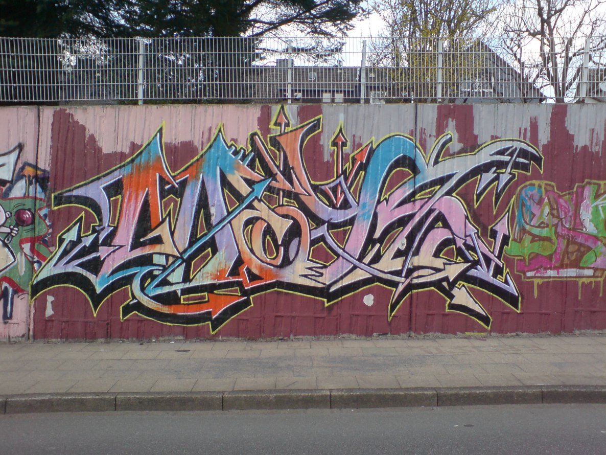 Graffiti Wall - Photo by auslaender - meys, stm, hall