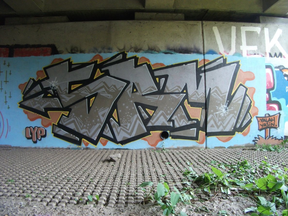 Graffiti Wall - Photo by auslaender - srm, lyp, wuppertal
