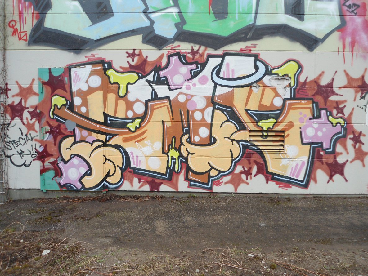 Graffiti Wall - Photo by auslaender - gms, hamburg