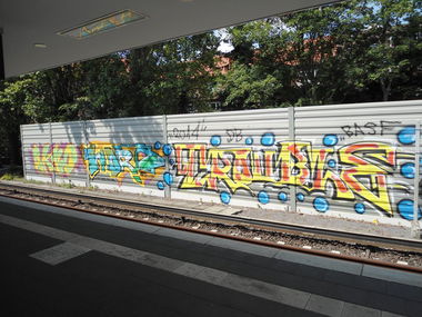 Graffiti Wall - Photo by auslaender - trouble, wod, akro (2014)