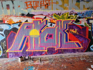 Graffiti Wall - Photo by avalanche - atak