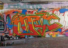 Graffiti Wall - Photo by avalanche - atak