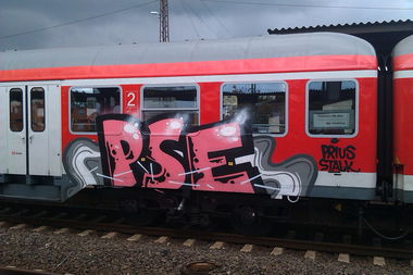 Graffiti Train - Photo by bagel - Oscar, Pse, PSE (2013)