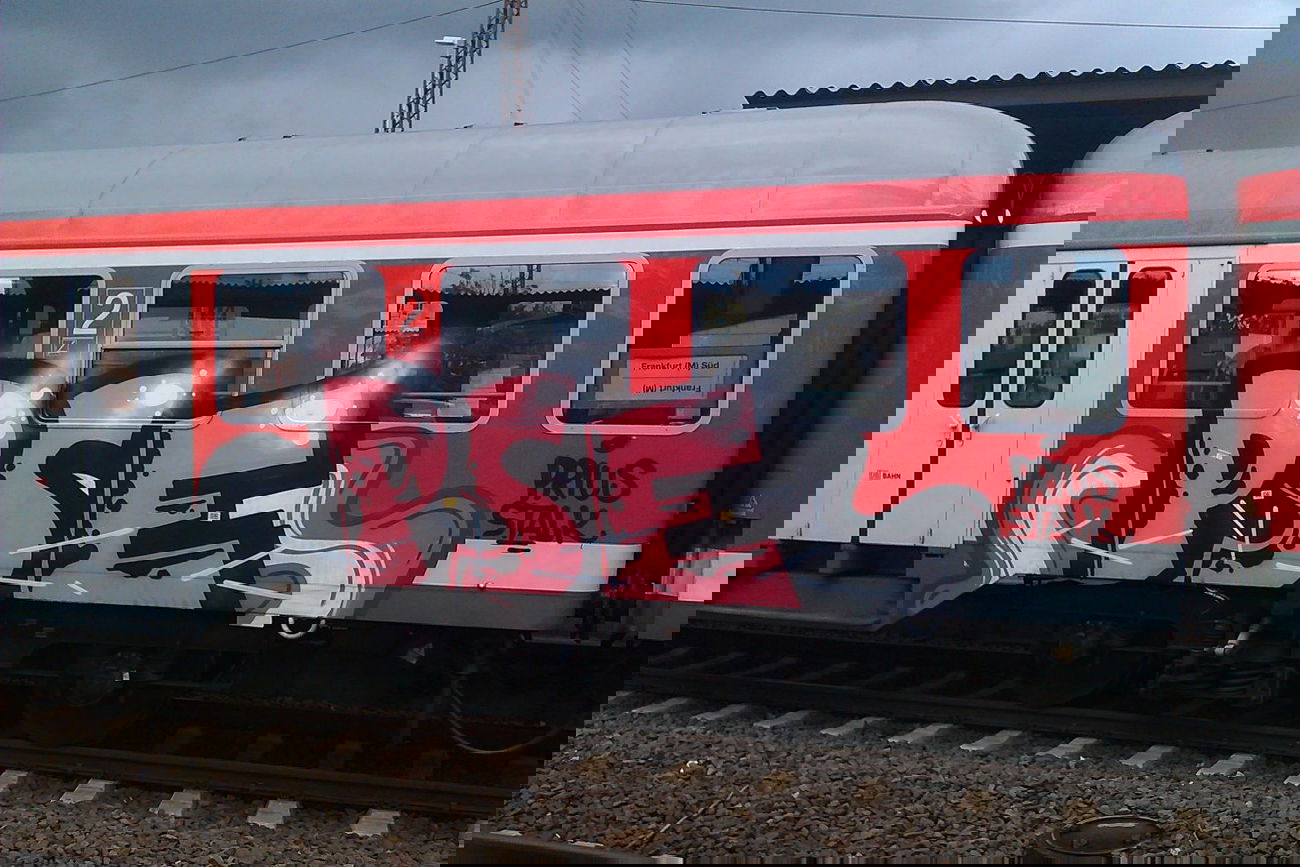 Graffiti Train - Photo by bagel - Oscar, Pse, PSE (2013)