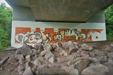 Graffiti Wall - Photo by baker - Dice, Pixel, Baker (2009)