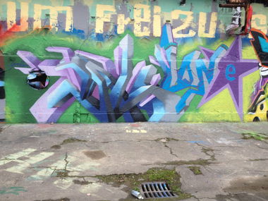 Graffiti Wall - Photo by baluone1985